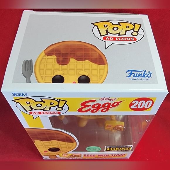 Eggo with syrup entertainment earth exclusive funko # 200 (nib) - Picture 3 of 7